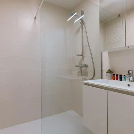 Huswell - Bright Apartment Only 5 Minutes From The Beach Middelkerke Exterior photo